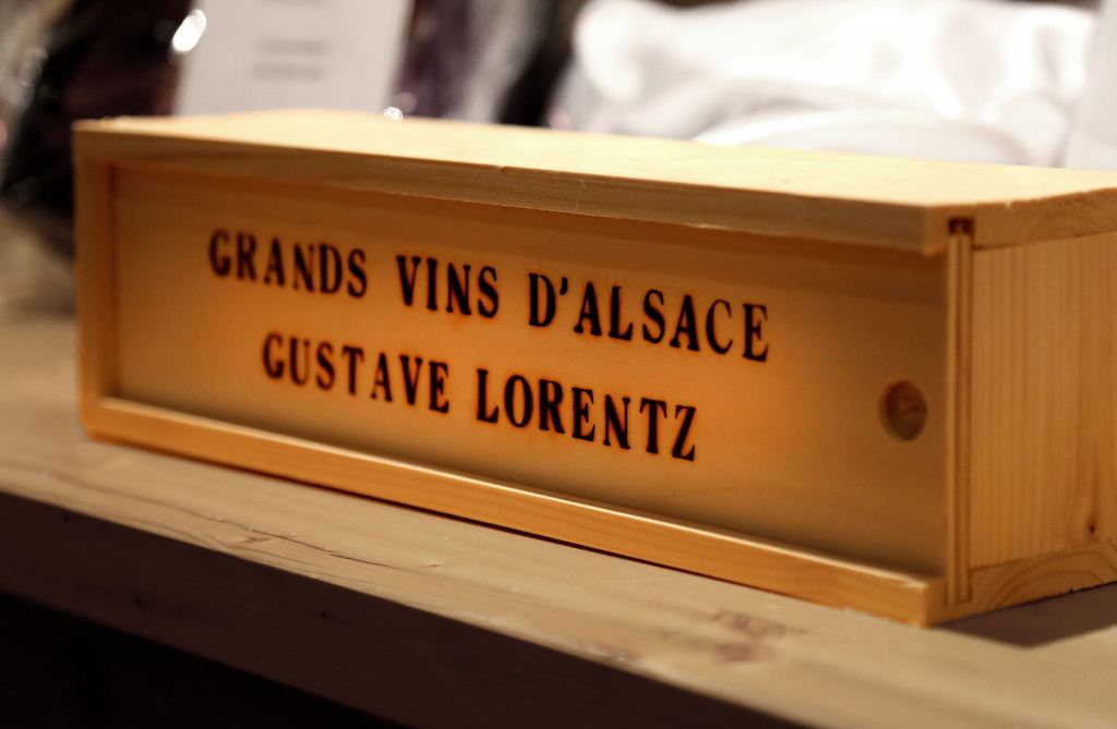 gustave-lorentz-wooden-box_lmbfzy.jpg